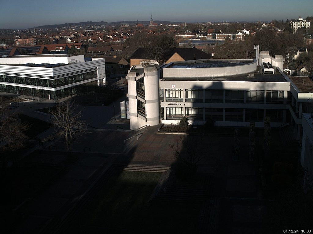 Foto der Webcam: Verwaltungsgebäude, Innenhof mit Audimax, Hörsaal-Gebäude 1