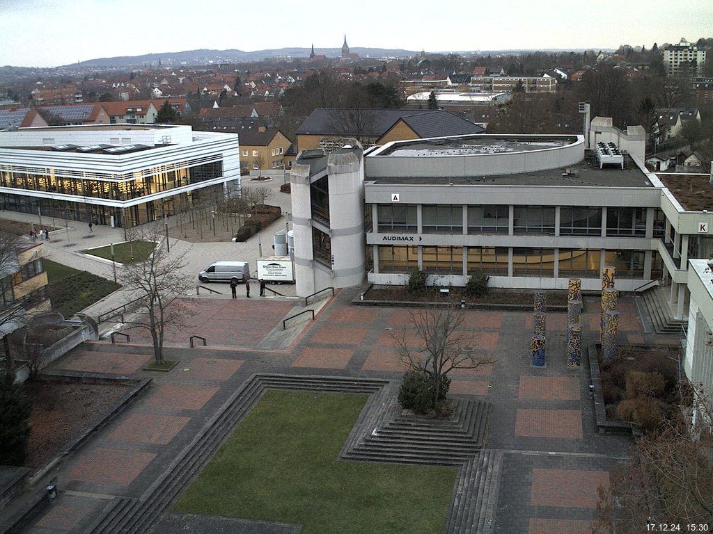 Foto der Webcam: Verwaltungsgeb&auml;ude, Innenhof mit Audimax, H&ouml;rsaal-Geb&auml;ude 1