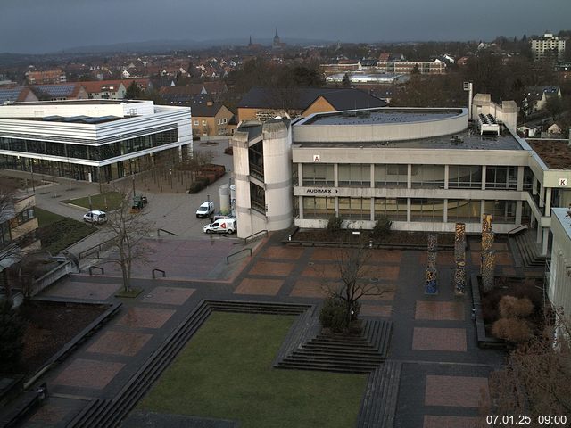 Foto der Webcam: Verwaltungsgebäude, Innenhof mit Audimax, Hörsaal-Gebäude 1