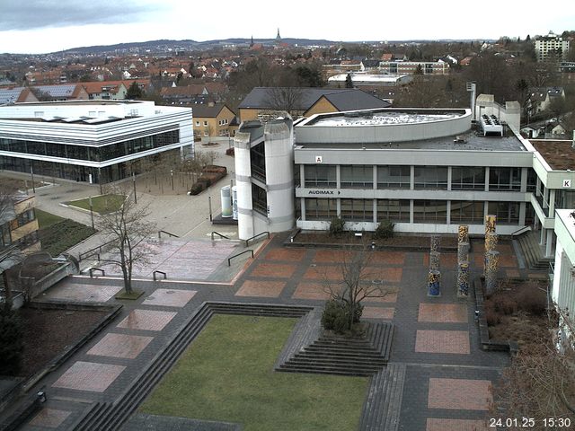 Foto der Webcam: Verwaltungsgeb&auml;ude, Innenhof mit Audimax, H&ouml;rsaal-Geb&auml;ude 1