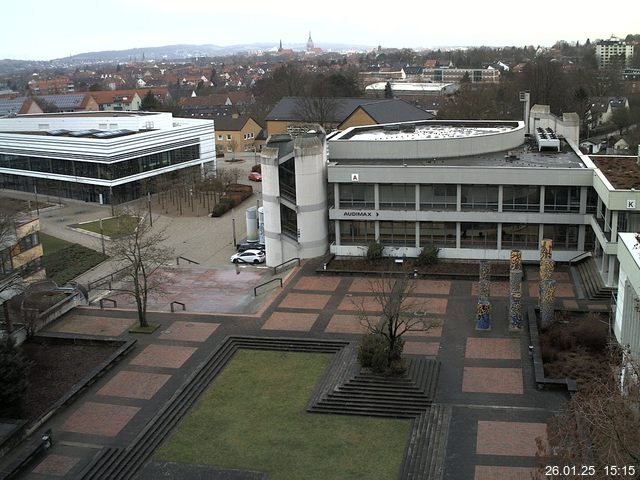 Foto der Webcam: Verwaltungsgeb&auml;ude, Innenhof mit Audimax, H&ouml;rsaal-Geb&auml;ude 1