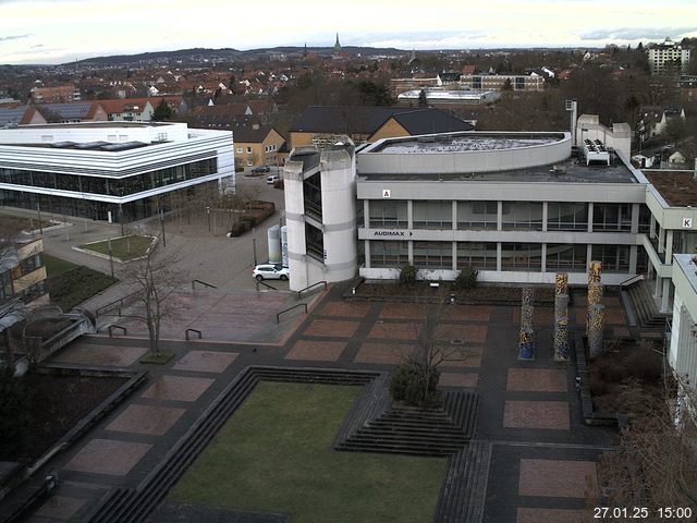 Foto der Webcam: Verwaltungsgeb&auml;ude, Innenhof mit Audimax, H&ouml;rsaal-Geb&auml;ude 1