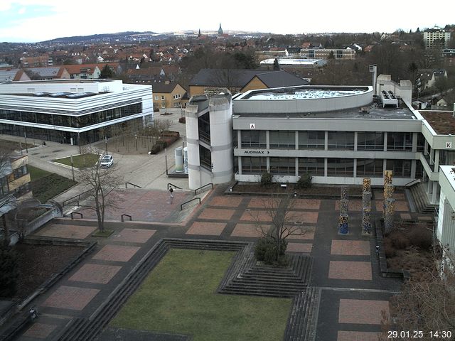 Foto der Webcam: Verwaltungsgeb&auml;ude, Innenhof mit Audimax, H&ouml;rsaal-Geb&auml;ude 1