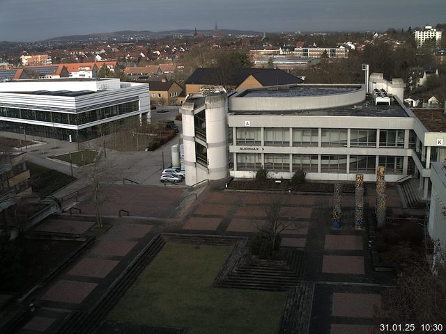 Foto der Webcam: Verwaltungsgeb&auml;ude, Innenhof mit Audimax, H&ouml;rsaal-Geb&auml;ude 1
