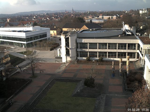 Foto der Webcam: Verwaltungsgeb&auml;ude, Innenhof mit Audimax, H&ouml;rsaal-Geb&auml;ude 1
