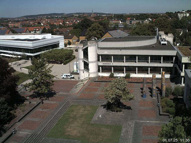 Foto der Webcam: Verwaltungsgeb&auml;ude, Innenhof mit Audimax, H&ouml;rsaal-Geb&auml;ude 1
