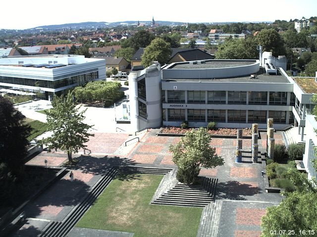 Foto der Webcam: Verwaltungsgeb&auml;ude, Innenhof mit Audimax, H&ouml;rsaal-Geb&auml;ude 1