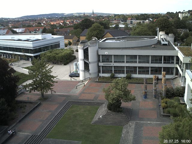 Foto der Webcam: Verwaltungsgeb&auml;ude, Innenhof mit Audimax, H&ouml;rsaal-Geb&auml;ude 1