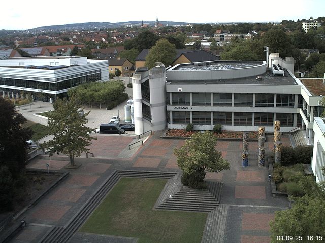 Foto der Webcam: Verwaltungsgeb&auml;ude, Innenhof mit Audimax, H&ouml;rsaal-Geb&auml;ude 1