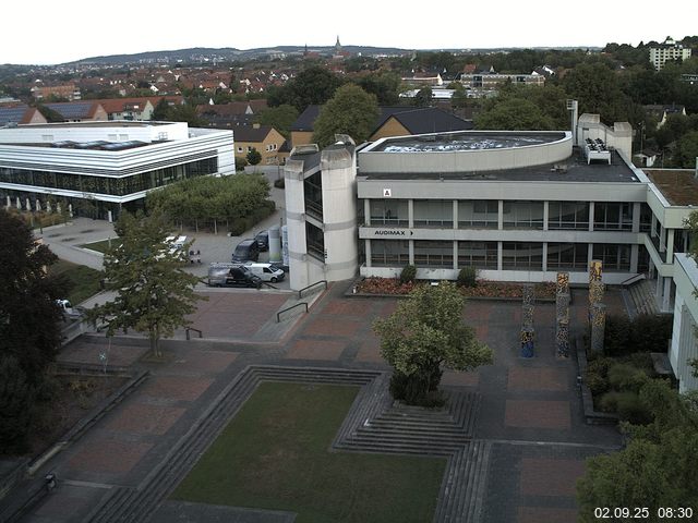 Foto der Webcam: Verwaltungsgeb&auml;ude, Innenhof mit Audimax, H&ouml;rsaal-Geb&auml;ude 1