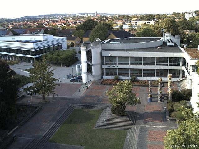 Foto der Webcam: Verwaltungsgeb&auml;ude, Innenhof mit Audimax, H&ouml;rsaal-Geb&auml;ude 1