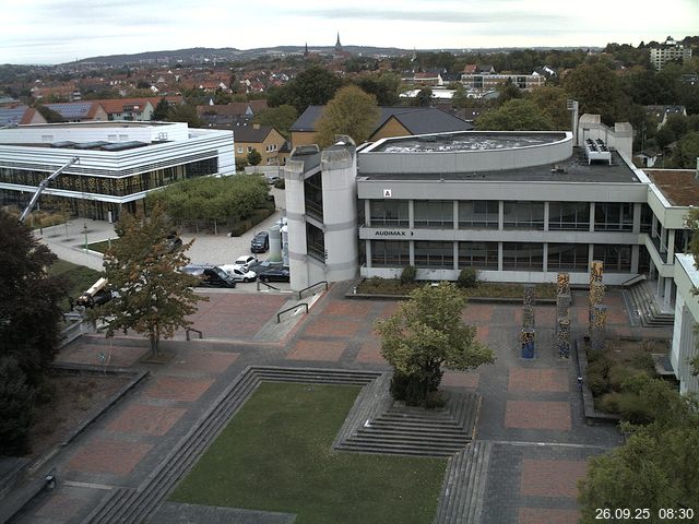 Foto der Webcam: Verwaltungsgeb&auml;ude, Innenhof mit Audimax, H&ouml;rsaal-Geb&auml;ude 1