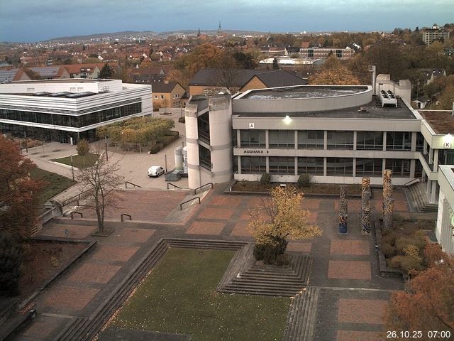 Foto der Webcam: Verwaltungsgeb&auml;ude, Innenhof mit Audimax, H&ouml;rsaal-Geb&auml;ude 1
