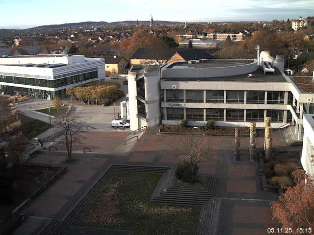 Foto der Webcam: Verwaltungsgeb&auml;ude, Innenhof mit Audimax, H&ouml;rsaal-Geb&auml;ude 1