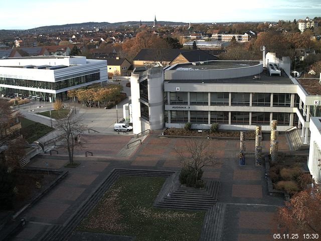 Foto der Webcam: Verwaltungsgeb&auml;ude, Innenhof mit Audimax, H&ouml;rsaal-Geb&auml;ude 1
