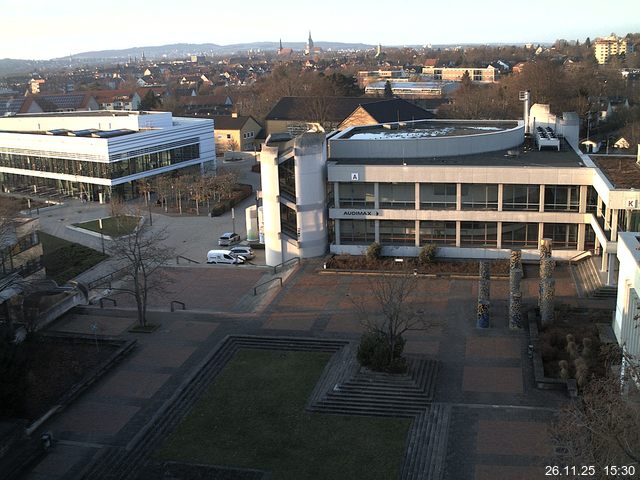 Foto der Webcam: Verwaltungsgeb&auml;ude, Innenhof mit Audimax, H&ouml;rsaal-Geb&auml;ude 1