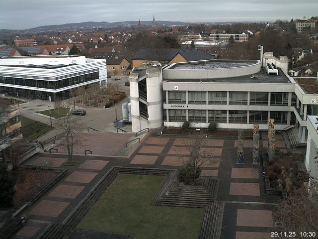 Foto der Webcam: Verwaltungsgeb&auml;ude, Innenhof mit Audimax, H&ouml;rsaal-Geb&auml;ude 1