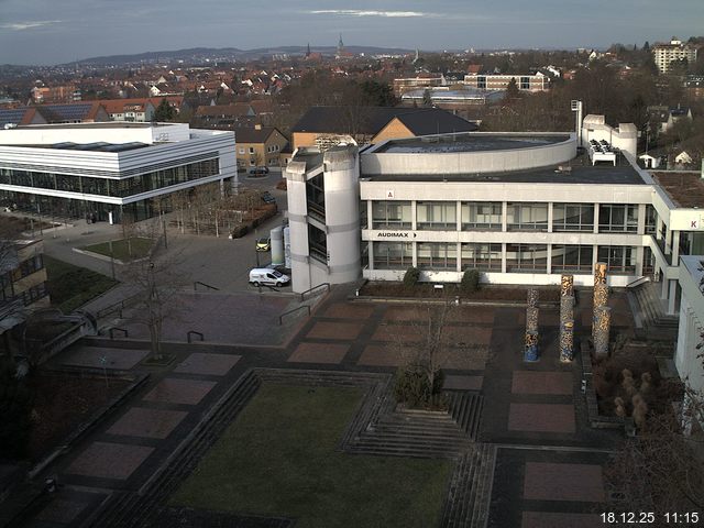 Foto der Webcam: Verwaltungsgeb&auml;ude, Innenhof mit Audimax, H&ouml;rsaal-Geb&auml;ude 1