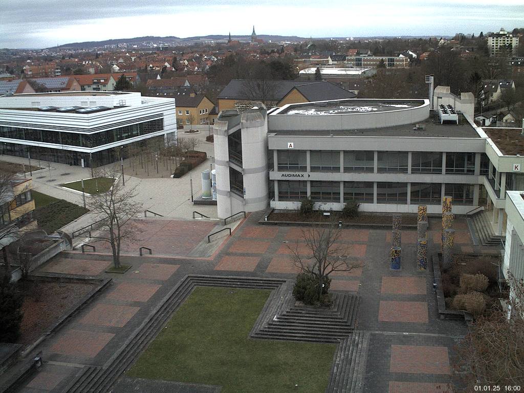 Foto der Webcam: Verwaltungsgeb&auml;ude, Innenhof mit Audimax, H&ouml;rsaal-Geb&auml;ude 1