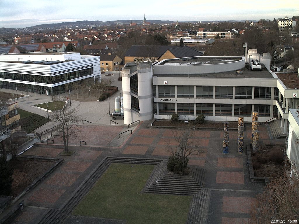 Foto der Webcam: Verwaltungsgeb&auml;ude, Innenhof mit Audimax, H&ouml;rsaal-Geb&auml;ude 1