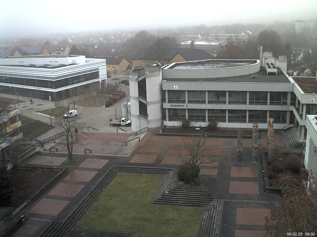 Foto der Webcam: Verwaltungsgeb&auml;ude, Innenhof mit Audimax, H&ouml;rsaal-Geb&auml;ude 1