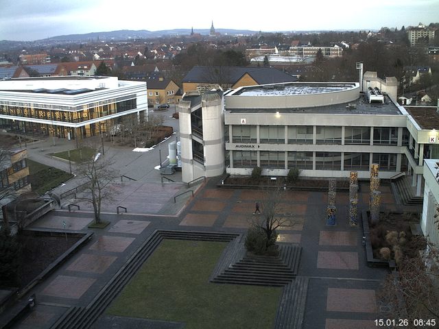 Foto der Webcam: Verwaltungsgeb&auml;ude, Innenhof mit Audimax, H&ouml;rsaal-Geb&auml;ude 1