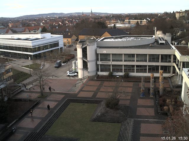 Foto der Webcam: Verwaltungsgeb&auml;ude, Innenhof mit Audimax, H&ouml;rsaal-Geb&auml;ude 1