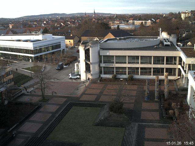 Foto der Webcam: Verwaltungsgeb&auml;ude, Innenhof mit Audimax, H&ouml;rsaal-Geb&auml;ude 1