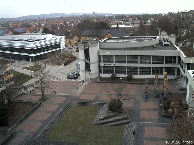 Foto der Webcam: Verwaltungsgeb&auml;ude, Innenhof mit Audimax, H&ouml;rsaal-Geb&auml;ude 1
