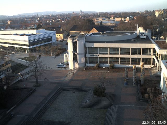 Foto der Webcam: Verwaltungsgeb&auml;ude, Innenhof mit Audimax, H&ouml;rsaal-Geb&auml;ude 1