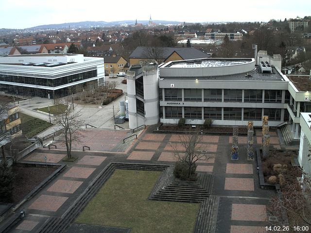 Foto der Webcam: Verwaltungsgeb&auml;ude, Innenhof mit Audimax, H&ouml;rsaal-Geb&auml;ude 1