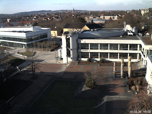 Foto der Webcam: Verwaltungsgeb&auml;ude, Innenhof mit Audimax, H&ouml;rsaal-Geb&auml;ude 1