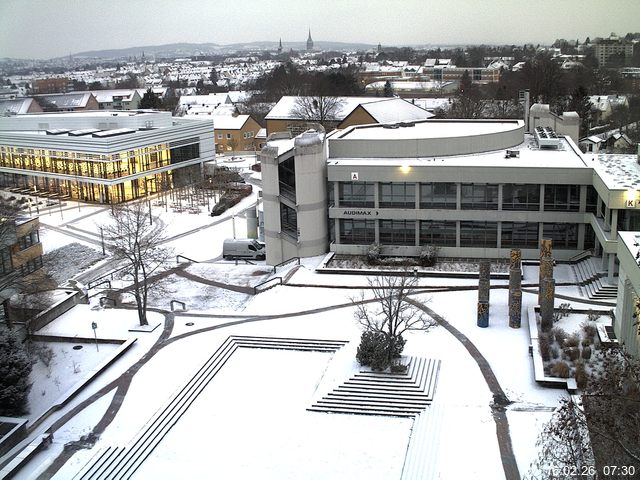 Foto der Webcam: Verwaltungsgeb&auml;ude, Innenhof mit Audimax, H&ouml;rsaal-Geb&auml;ude 1