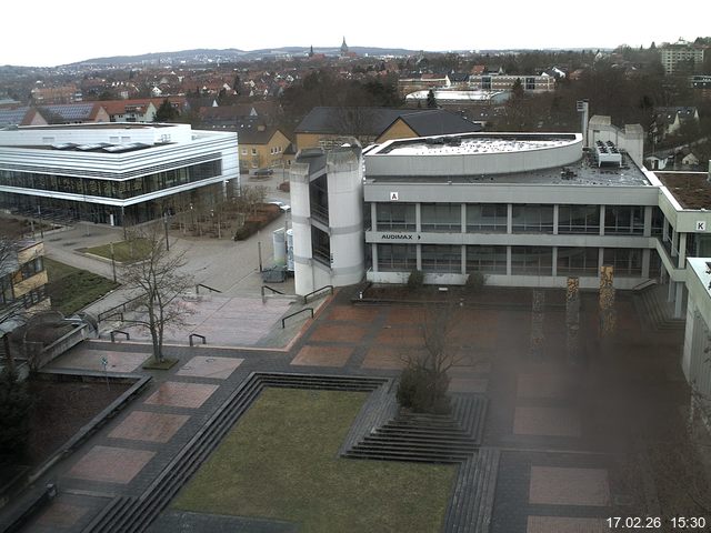 Foto der Webcam: Verwaltungsgeb&auml;ude, Innenhof mit Audimax, H&ouml;rsaal-Geb&auml;ude 1