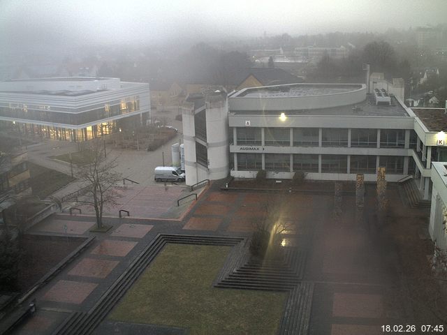 Foto der Webcam: Verwaltungsgeb&auml;ude, Innenhof mit Audimax, H&ouml;rsaal-Geb&auml;ude 1