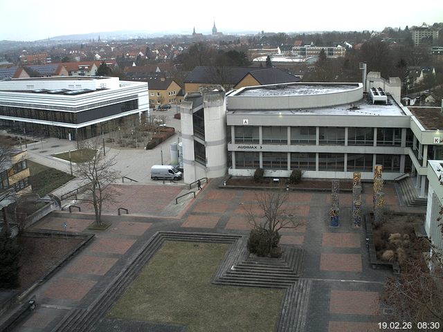 Foto der Webcam: Verwaltungsgeb&auml;ude, Innenhof mit Audimax, H&ouml;rsaal-Geb&auml;ude 1