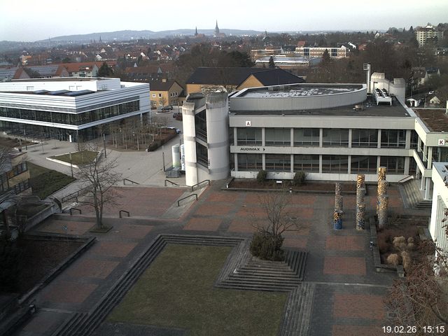 Foto der Webcam: Verwaltungsgeb&auml;ude, Innenhof mit Audimax, H&ouml;rsaal-Geb&auml;ude 1