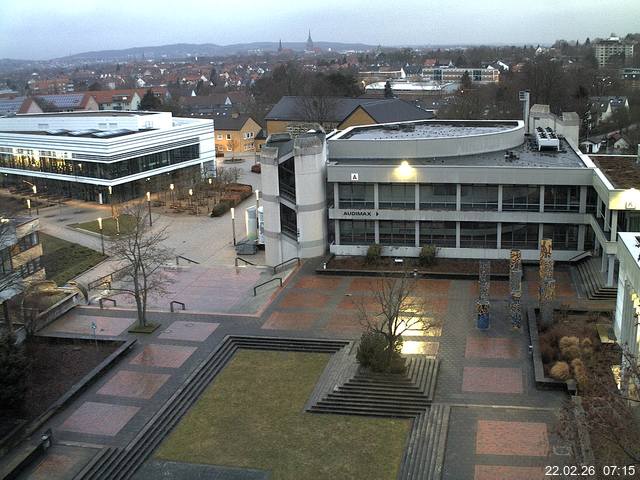 Foto der Webcam: Verwaltungsgeb&auml;ude, Innenhof mit Audimax, H&ouml;rsaal-Geb&auml;ude 1
