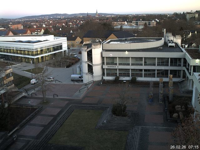 Foto der Webcam: Verwaltungsgeb&auml;ude, Innenhof mit Audimax, H&ouml;rsaal-Geb&auml;ude 1
