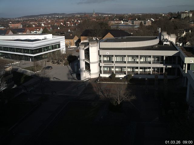 Foto der Webcam: Verwaltungsgeb&auml;ude, Innenhof mit Audimax, H&ouml;rsaal-Geb&auml;ude 1