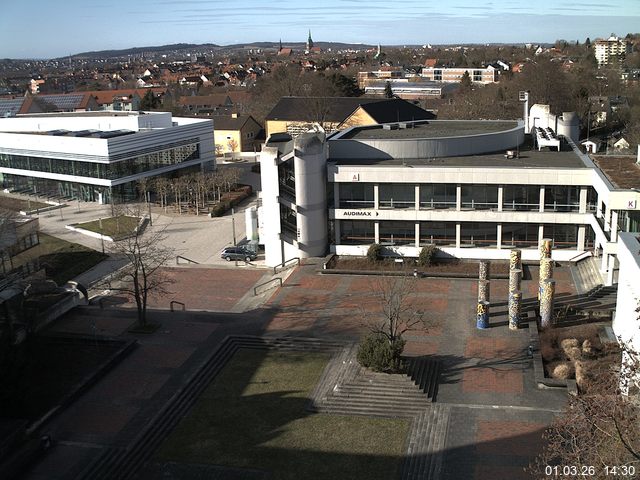 Foto der Webcam: Verwaltungsgeb&auml;ude, Innenhof mit Audimax, H&ouml;rsaal-Geb&auml;ude 1