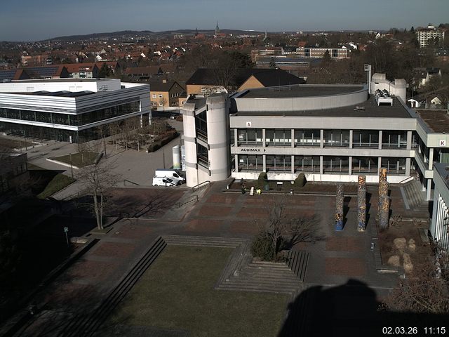 Foto der Webcam: Verwaltungsgeb&auml;ude, Innenhof mit Audimax, H&ouml;rsaal-Geb&auml;ude 1