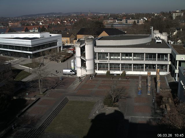 Foto der Webcam: Verwaltungsgeb&auml;ude, Innenhof mit Audimax, H&ouml;rsaal-Geb&auml;ude 1