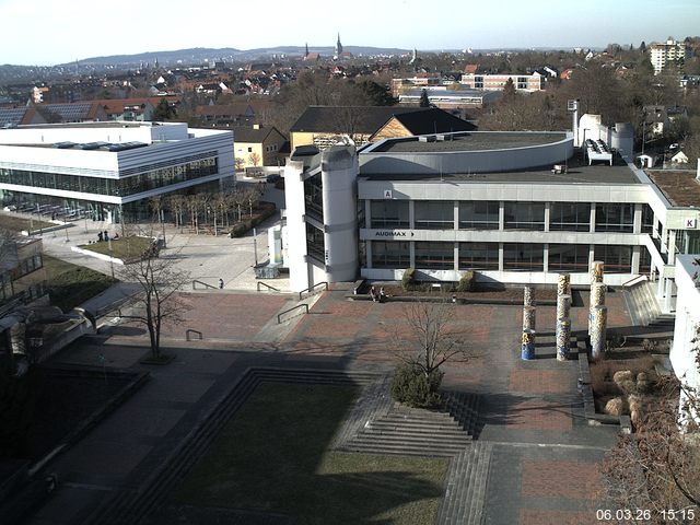 Foto der Webcam: Verwaltungsgeb&auml;ude, Innenhof mit Audimax, H&ouml;rsaal-Geb&auml;ude 1