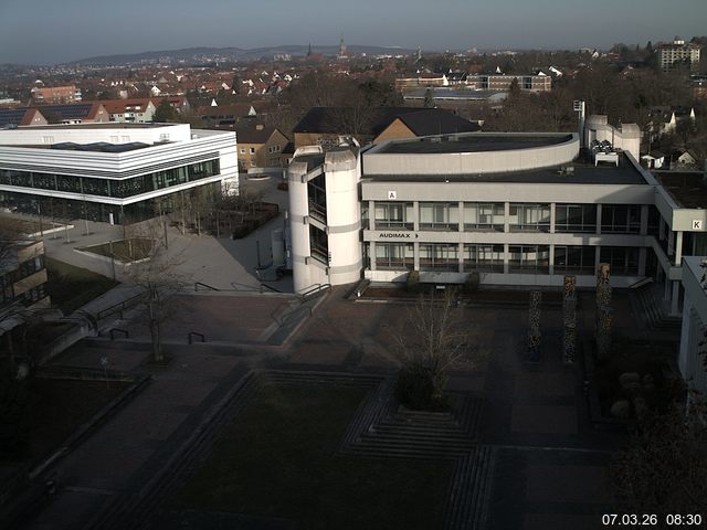 Foto der Webcam: Verwaltungsgeb&auml;ude, Innenhof mit Audimax, H&ouml;rsaal-Geb&auml;ude 1