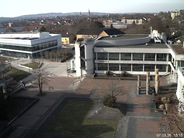 Foto der Webcam: Verwaltungsgeb&auml;ude, Innenhof mit Audimax, H&ouml;rsaal-Geb&auml;ude 1