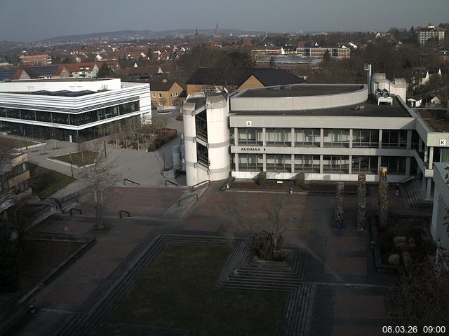 Foto der Webcam: Verwaltungsgeb&auml;ude, Innenhof mit Audimax, H&ouml;rsaal-Geb&auml;ude 1