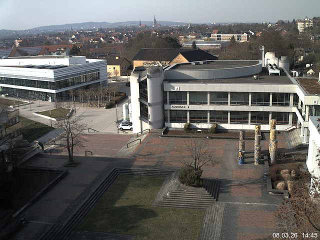 Foto der Webcam: Verwaltungsgeb&auml;ude, Innenhof mit Audimax, H&ouml;rsaal-Geb&auml;ude 1