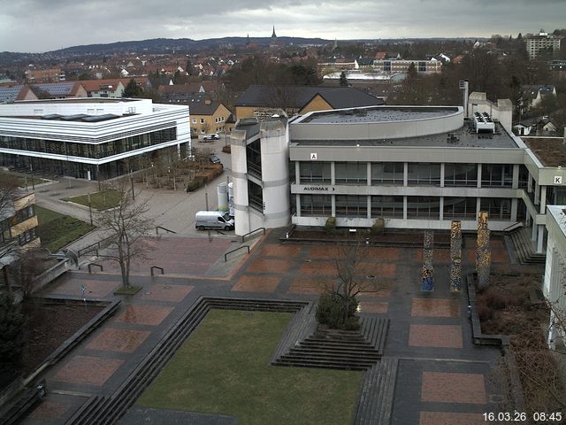 Foto der Webcam: Verwaltungsgeb&auml;ude, Innenhof mit Audimax, H&ouml;rsaal-Geb&auml;ude 1