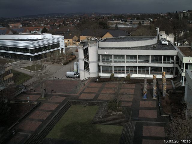 Foto der Webcam: Verwaltungsgeb&auml;ude, Innenhof mit Audimax, H&ouml;rsaal-Geb&auml;ude 1